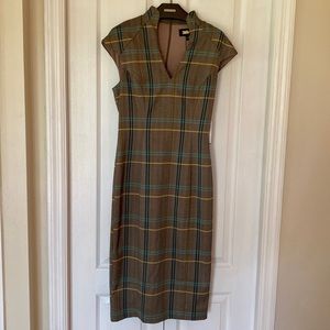 Alexia Admor plaid dress in size small. New with tags! Never worn.